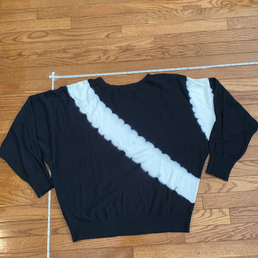 Faded Abstract Color Block Top - image 6